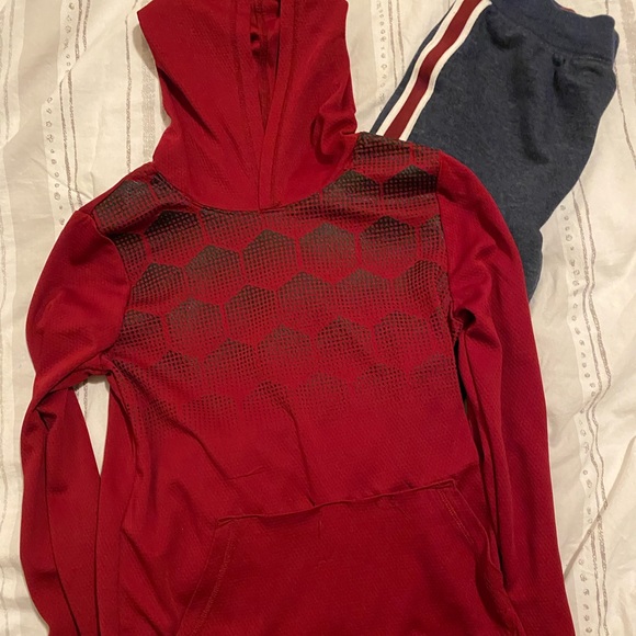 Three piece set - Picture 7 of 9